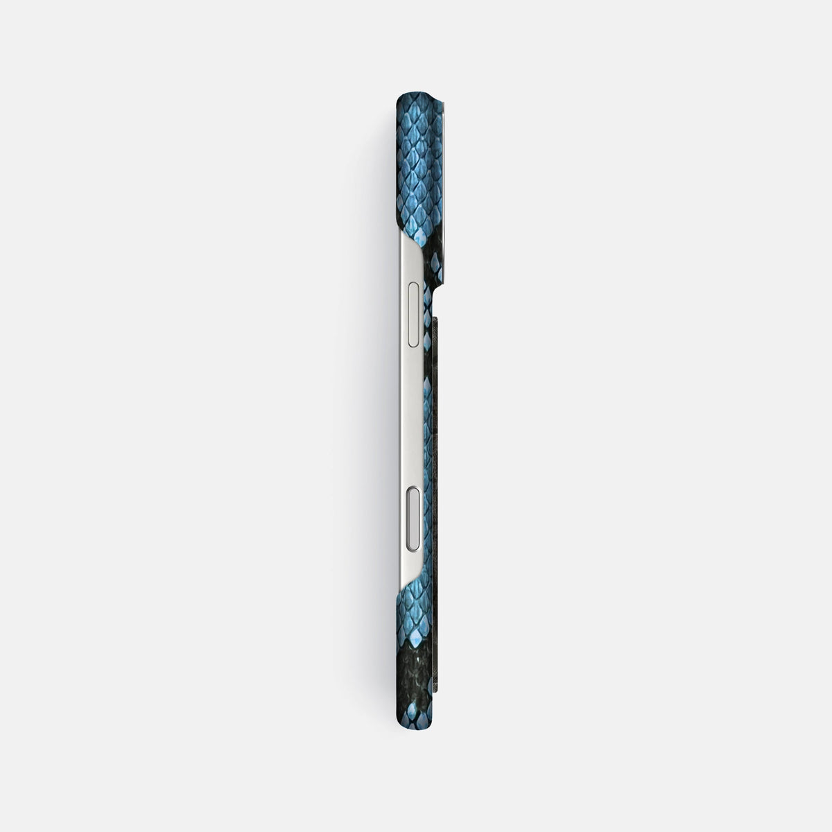 Classic Case With Carbon Dragon For iPhone 18 Pro Max In Deluxe Python -3 | Pacific-Blue-Steel