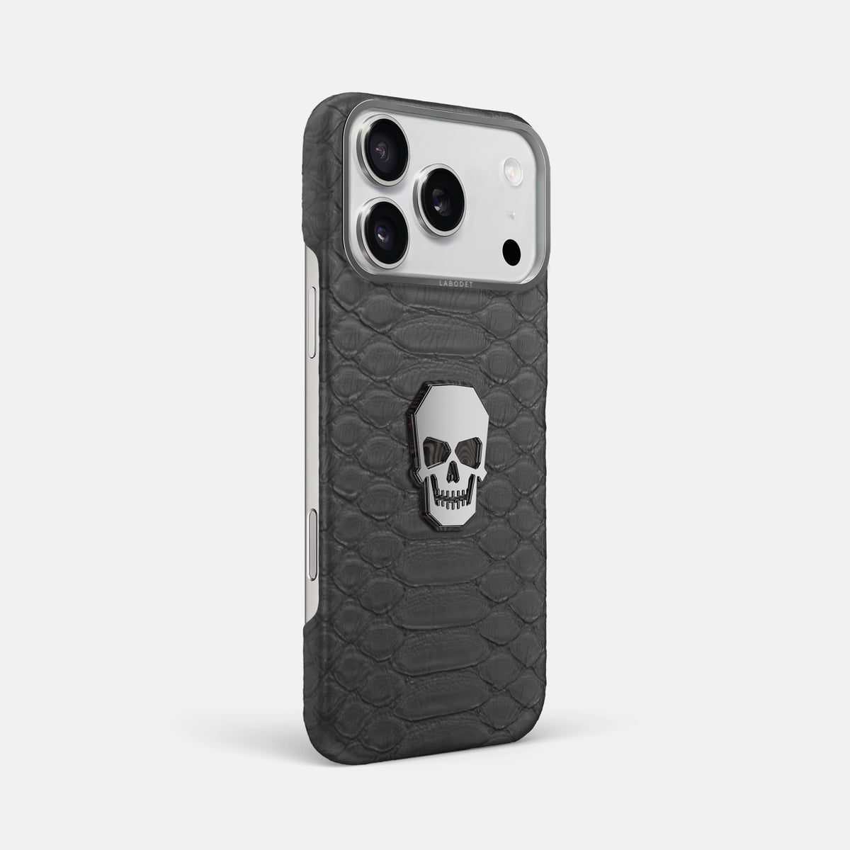 Classic Case With Titanium Skull For iPhone 17 Pro Max In Python -2 | Grey-Steel