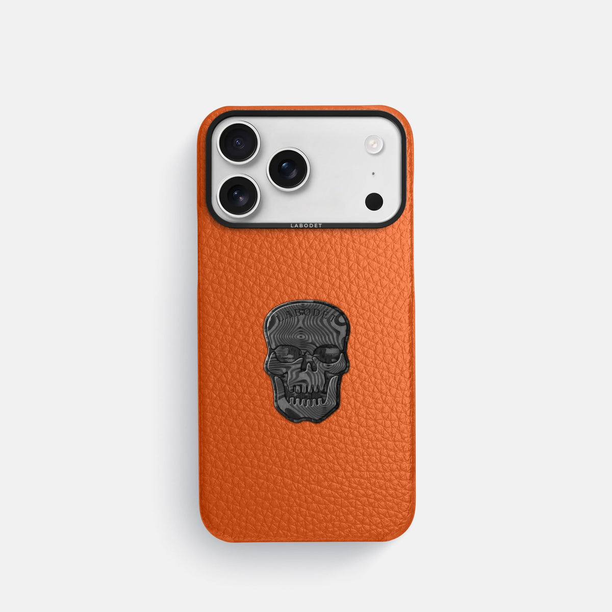 Classic Case With Carbon Skull For iPhone 18 Pro In Calf -1 | Orange-Black