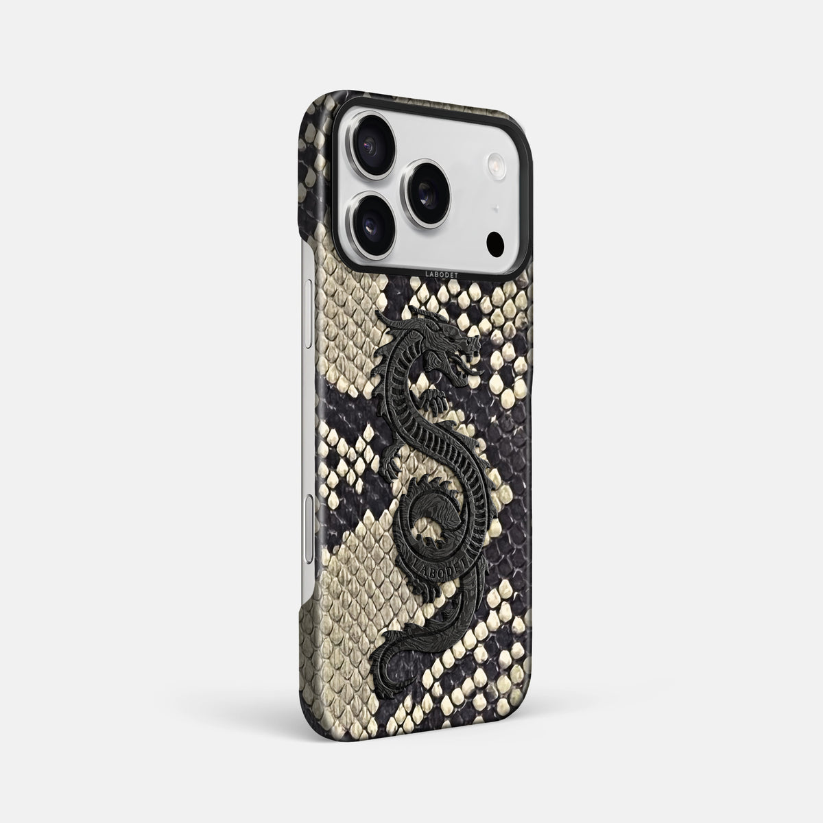 Classic Case With Carbon Dragon For iPhone 17 Pro Max In Deluxe Python -2 | Savannah-Black