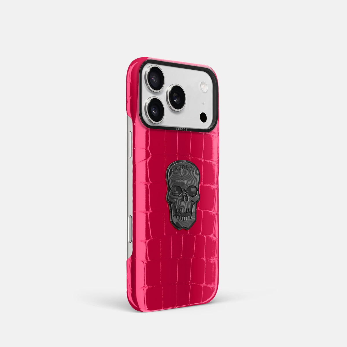 Classic Case With Carbon Skull For iPhone 18 Pro In Shiny Alligator -2 | Pink-Panther-Black