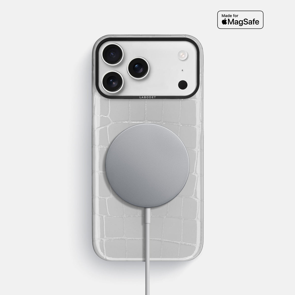 Classic Case For iPhone 18 Pro Max In Shiny Alligator -5 | White-Black