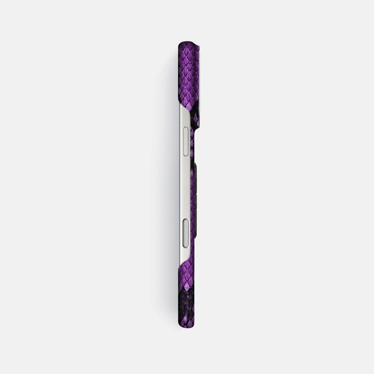 Classic Case With Carbon Skull For iPhone 18 Pro Max In Deluxe Python -3 | Purple-Steel