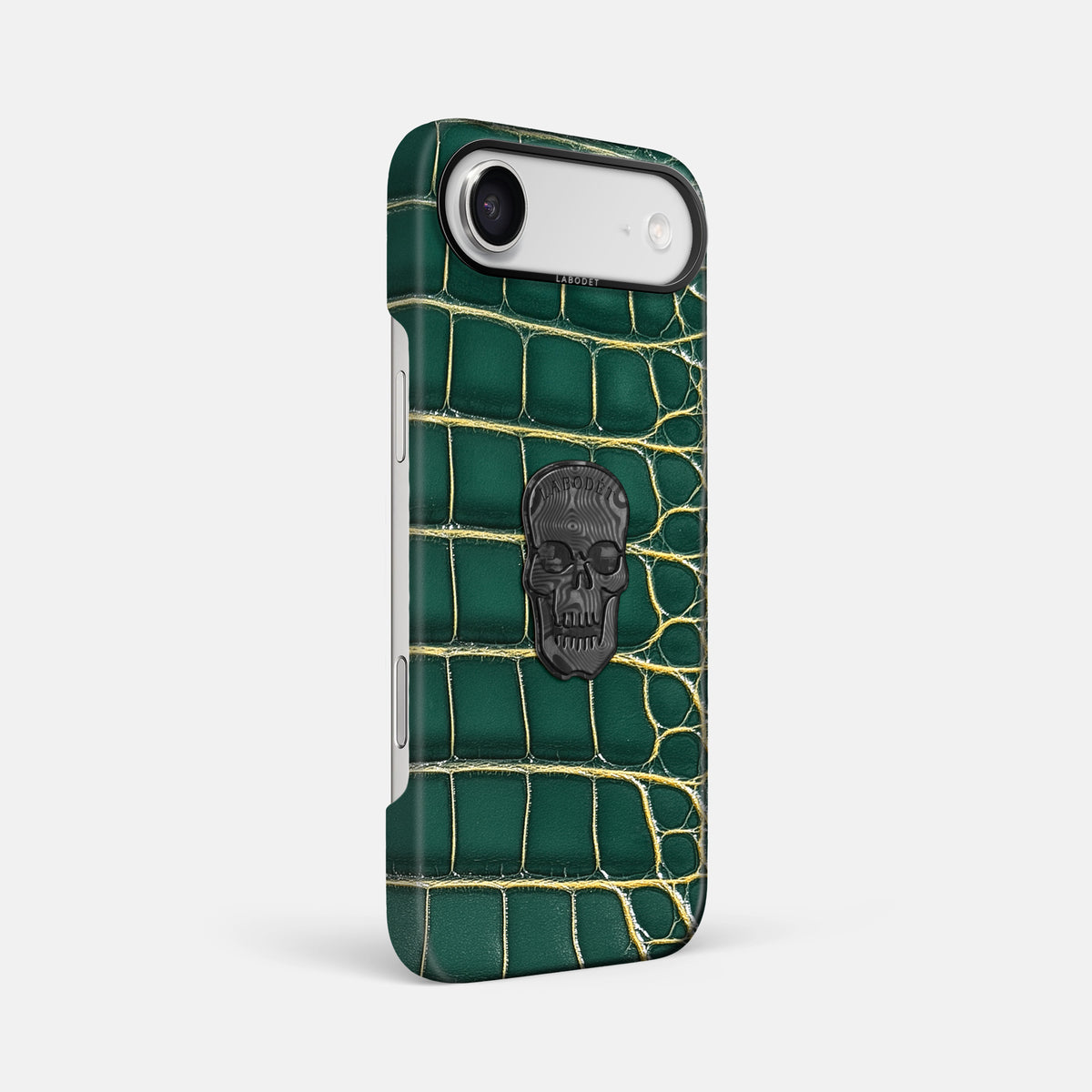 Classic Case With Carbon Skull For iPhone 17 Air In Patina Alligator -2 | Cambridge-Black