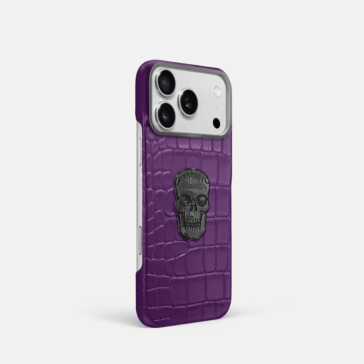 Classic Case With Carbon Skull For iPhone 18 Pro In Alligator -2 | Purple-Steel