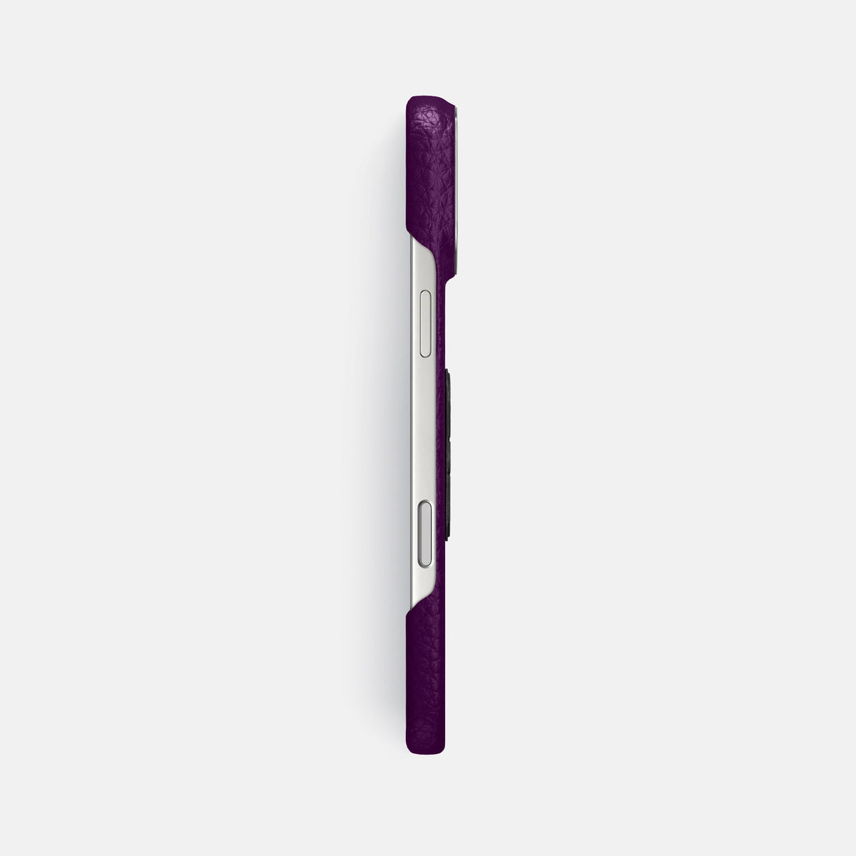 Classic Case With Carbon Skull For iPhone 18 Pro Max In Calf -3 | Violet-Steel