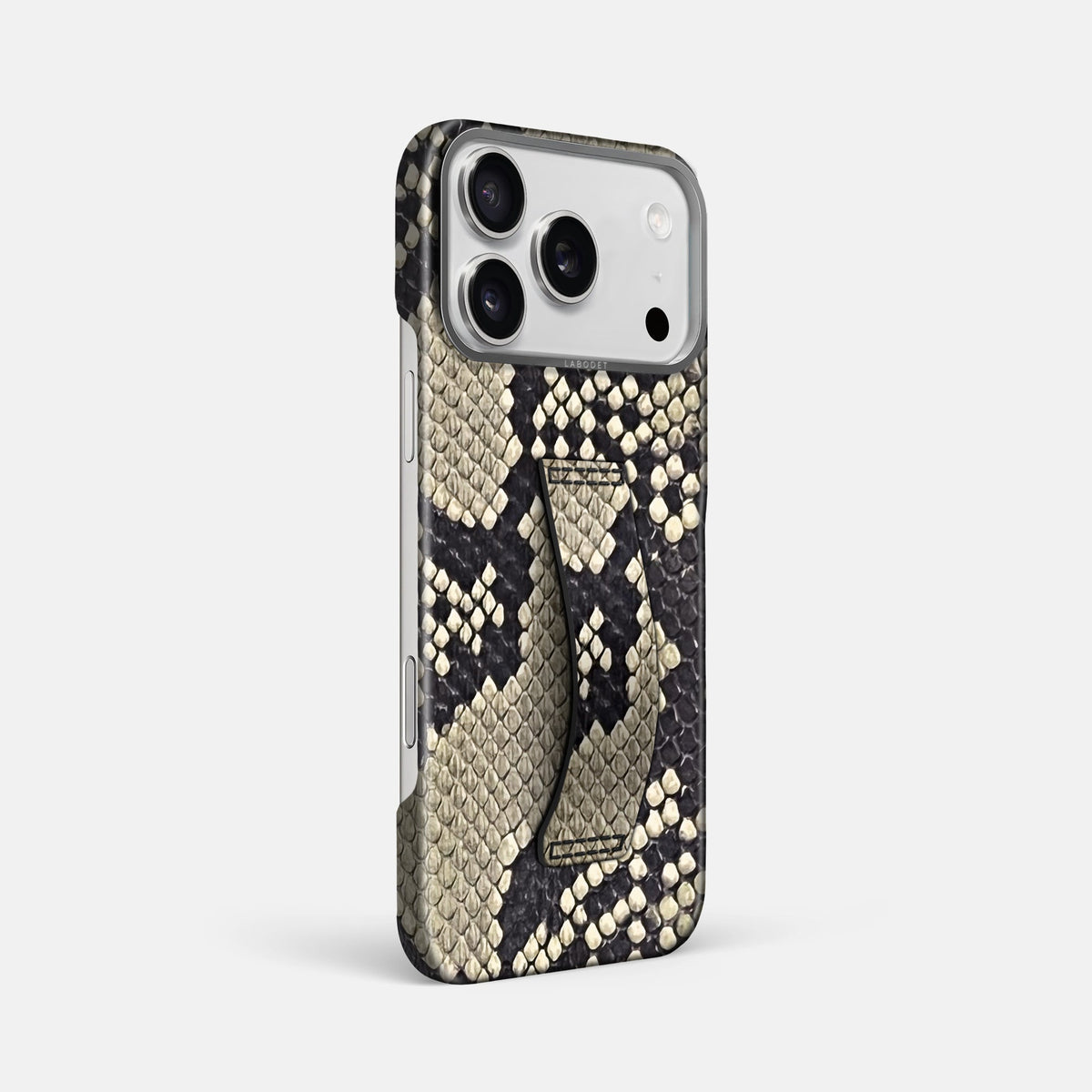 Finger Case For iPhone 18 Pro Max In Deluxe Python -2 | Savannah-Steel