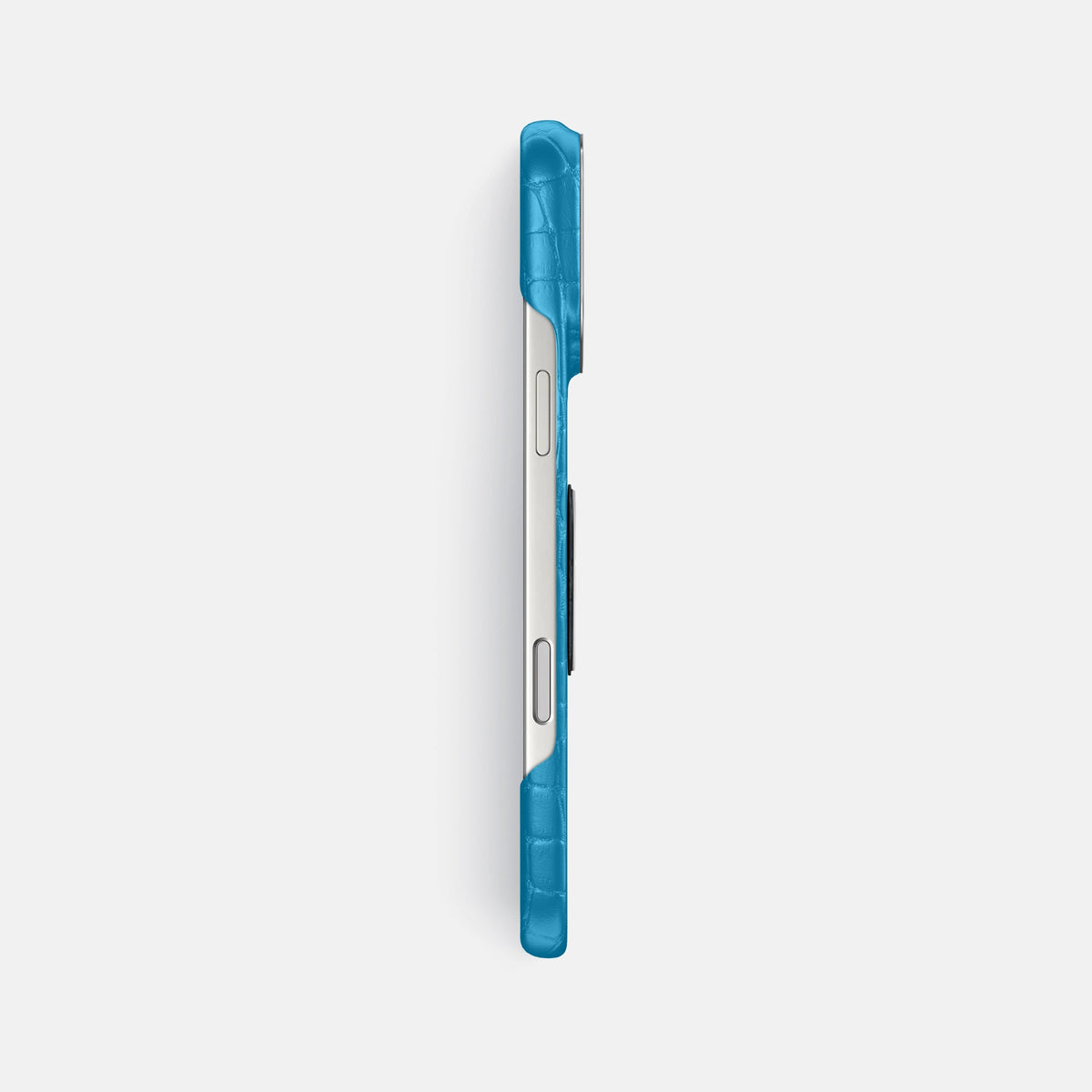 Classic Case With Titanium Skull For iPhone 18 Pro Max In Alligator -3 | Curaçao-Blue-Steel