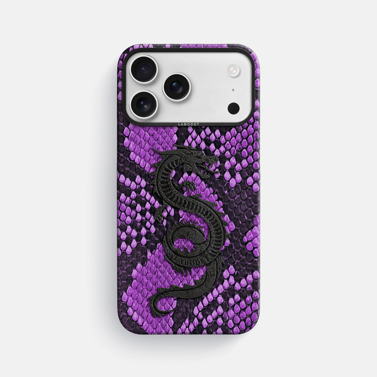 Classic Case With Carbon Dragon For iPhone 18 Pro Max In Deluxe Python -1 | Purple-Black