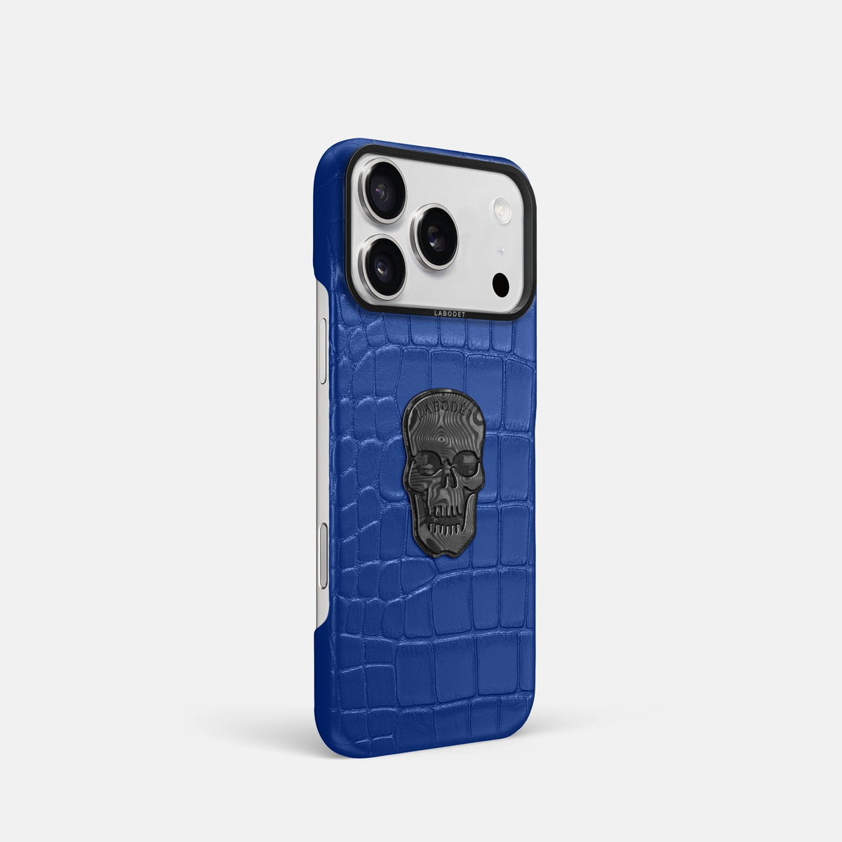 Classic Case With Carbon Skull For iPhone 18 Pro In Alligator -2 | Royal-Blue-Black