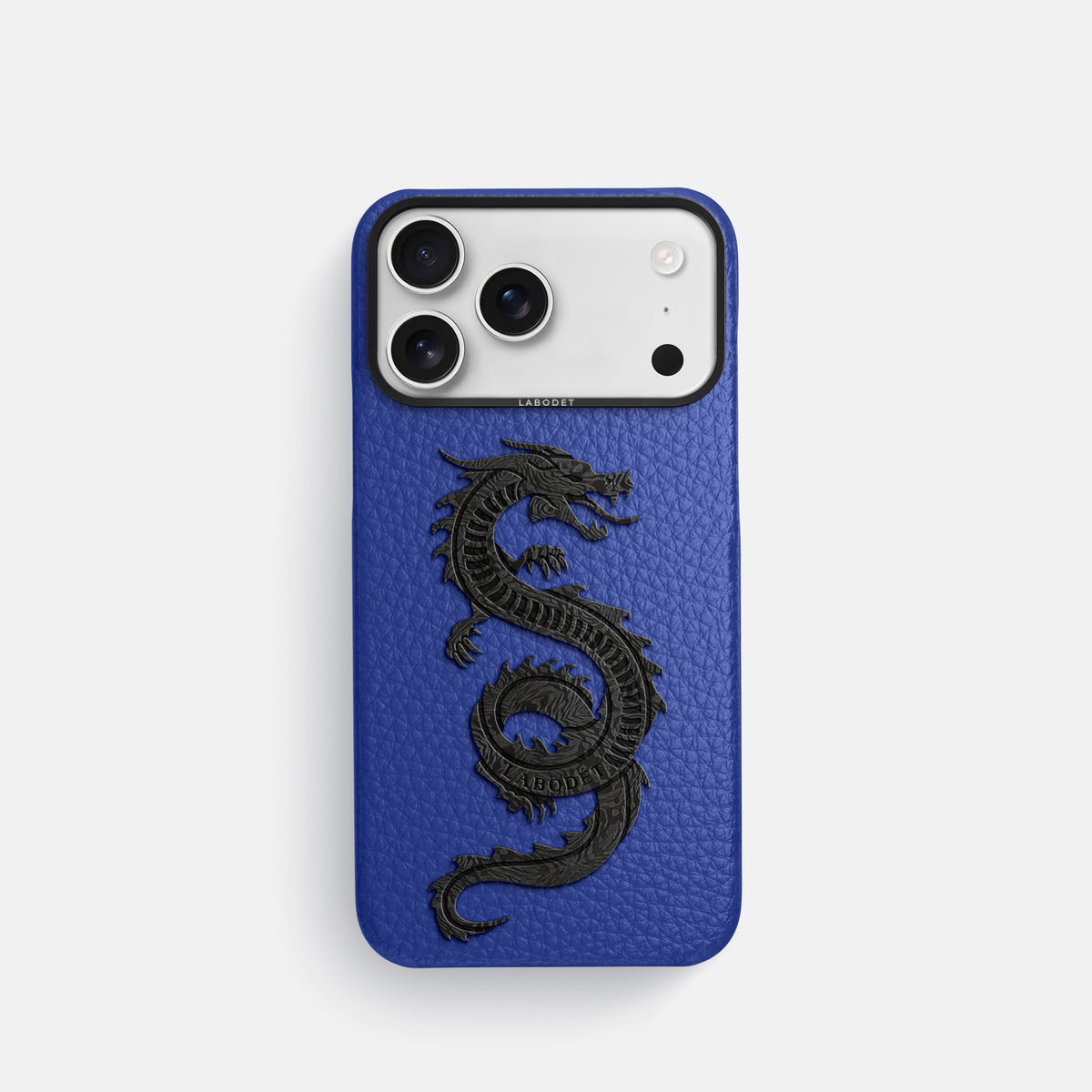 Classic Case With Carbon Dragon For iPhone 17 Pro In Calf -1 | Royal-Blue-Black