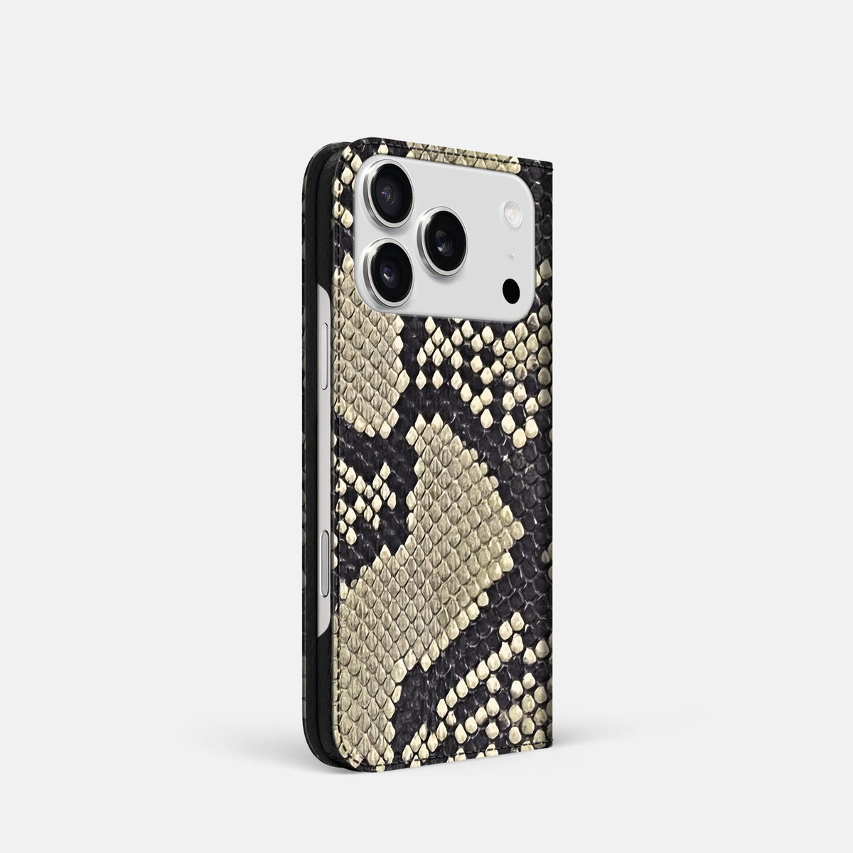 Folio Slim Case For iPhone 18 Pro In Deluxe Python -1 | Savannah
