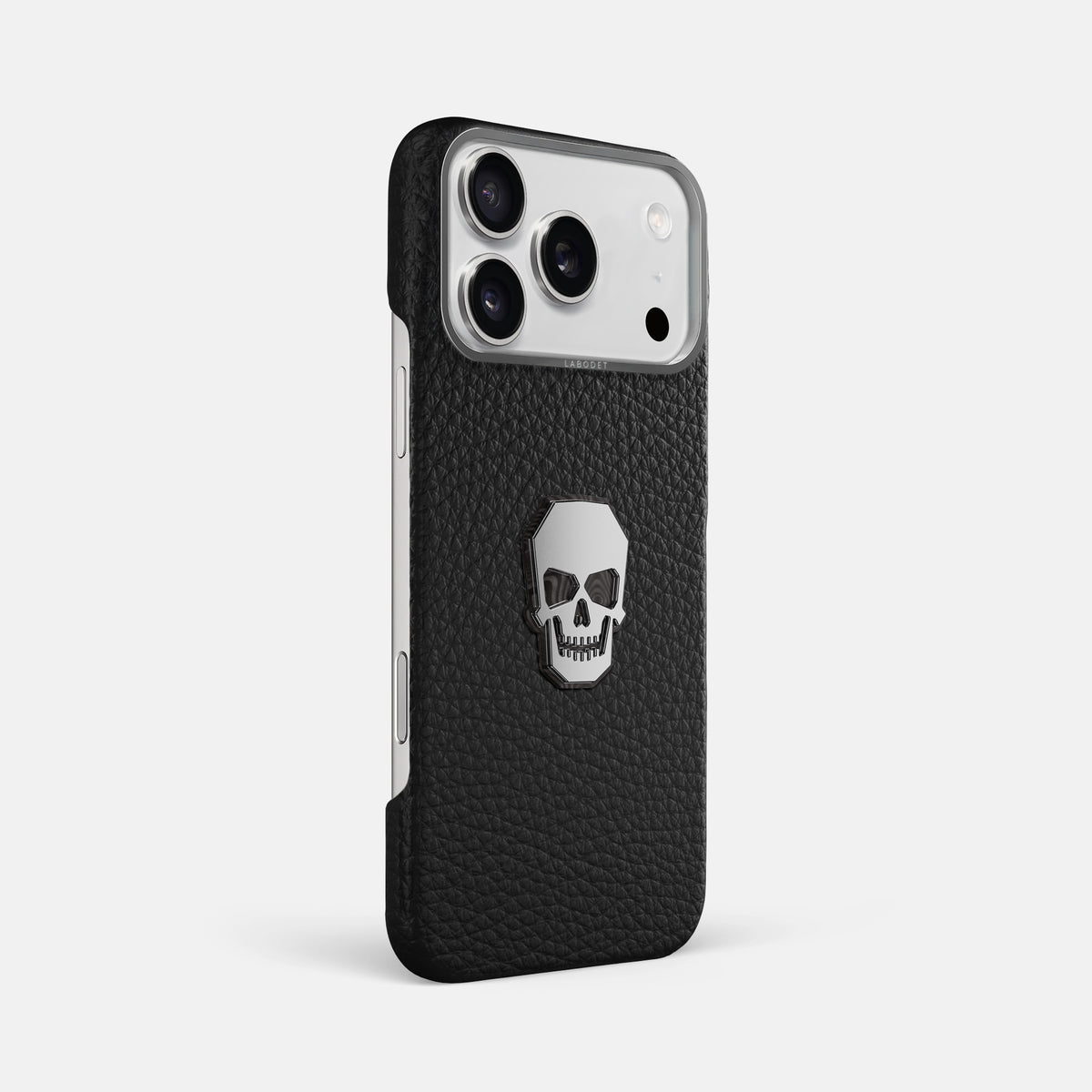 Classic Case With Titanium Skull For iPhone 17 Pro Max In Calf -2 | Black-Steel
