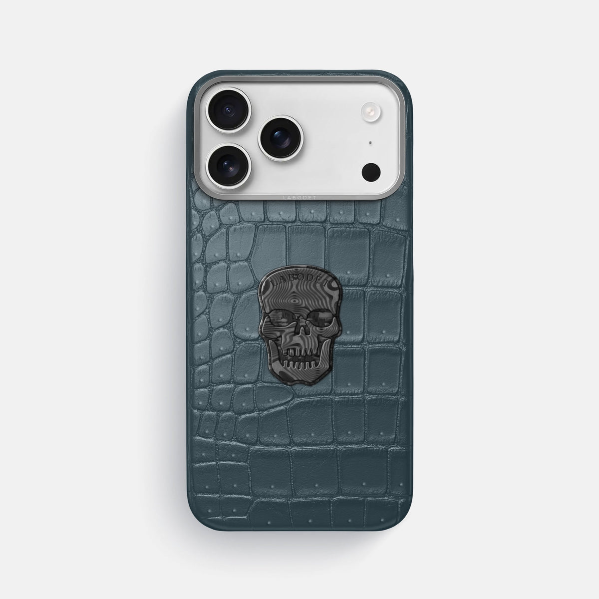 Classic Case With Carbon Skull For iPhone 18 Pro Max In Porosus Crocodile -1 | Denim-Steel