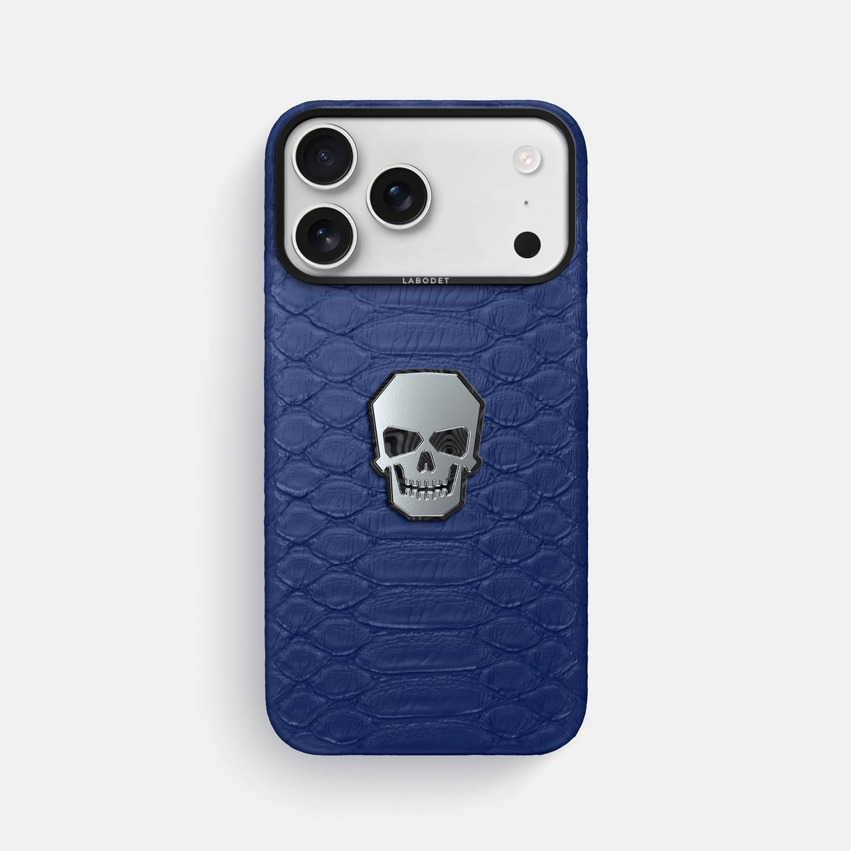Classic Case With Titanium Skull For iPhone 17 Pro Max In Python -1 | Royal-Blue-Black