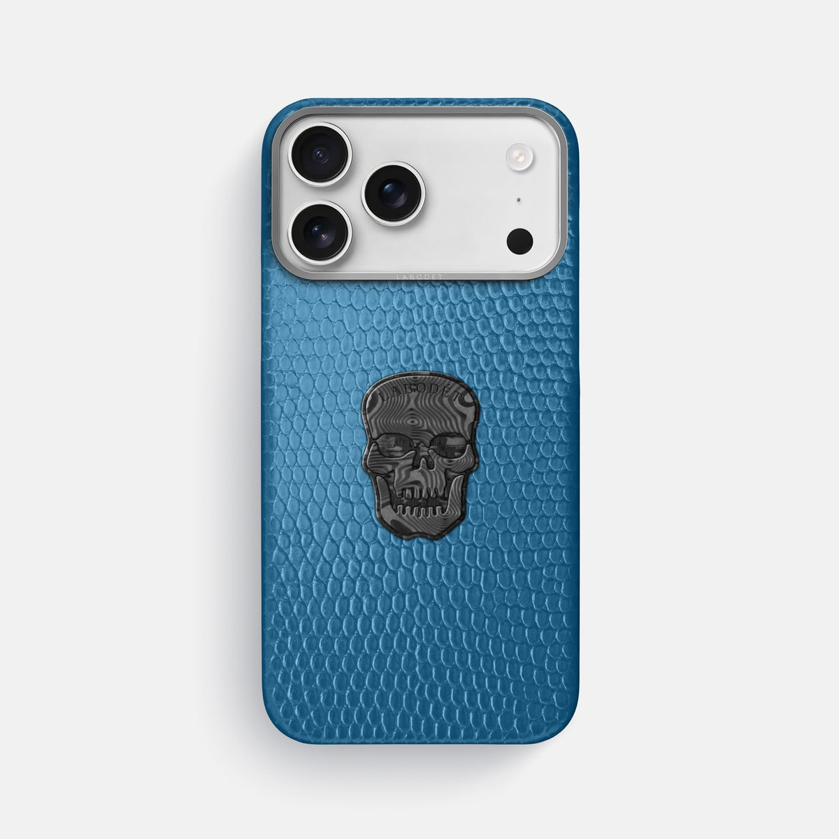 Classic Case With Carbon Skull For iPhone 17 Pro Max In Lizard -1 | Blue-Steel