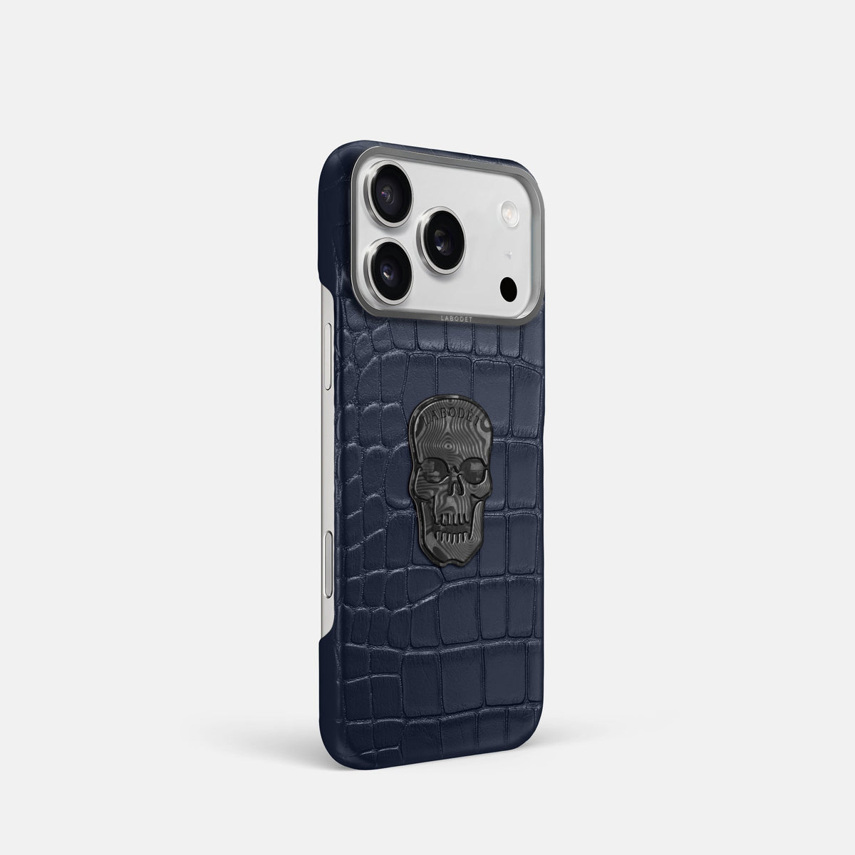 Classic Case With Carbon Skull For iPhone 18 Pro In Alligator -2 | Navy-Blue-Steel