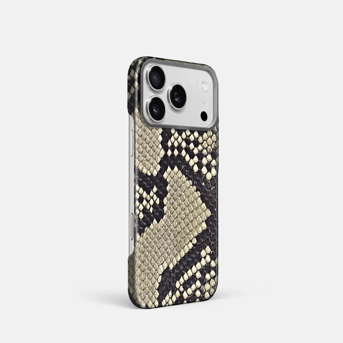 Classic Case For iPhone 18 Pro In Deluxe Python -2 | Savannah-Steel