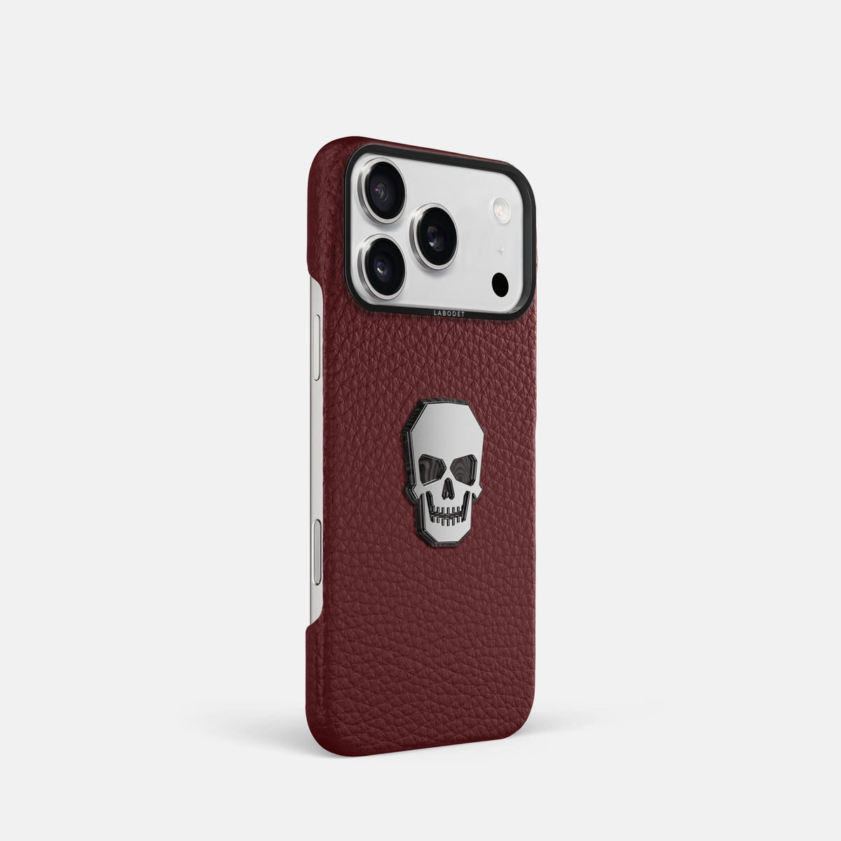 Classic Case With Titanium Skull For iPhone 18 Pro In Calf -2 | Bordeaux-Black