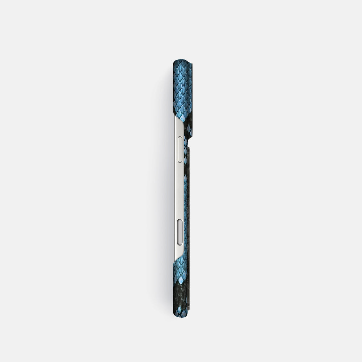 Classic Case With Carbon Dragon For iPhone 17 Pro In Deluxe Python -3 | Pacific-Blue-Black