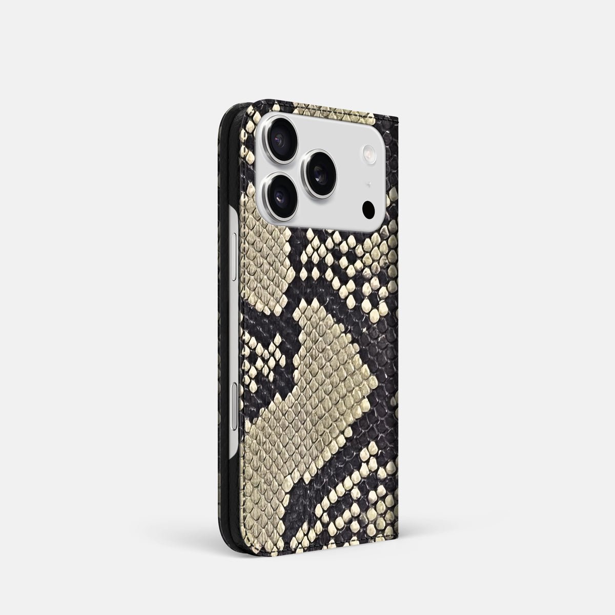 Folio Slim Case For iPhone 17 Pro In Deluxe Python -1 | Savannah