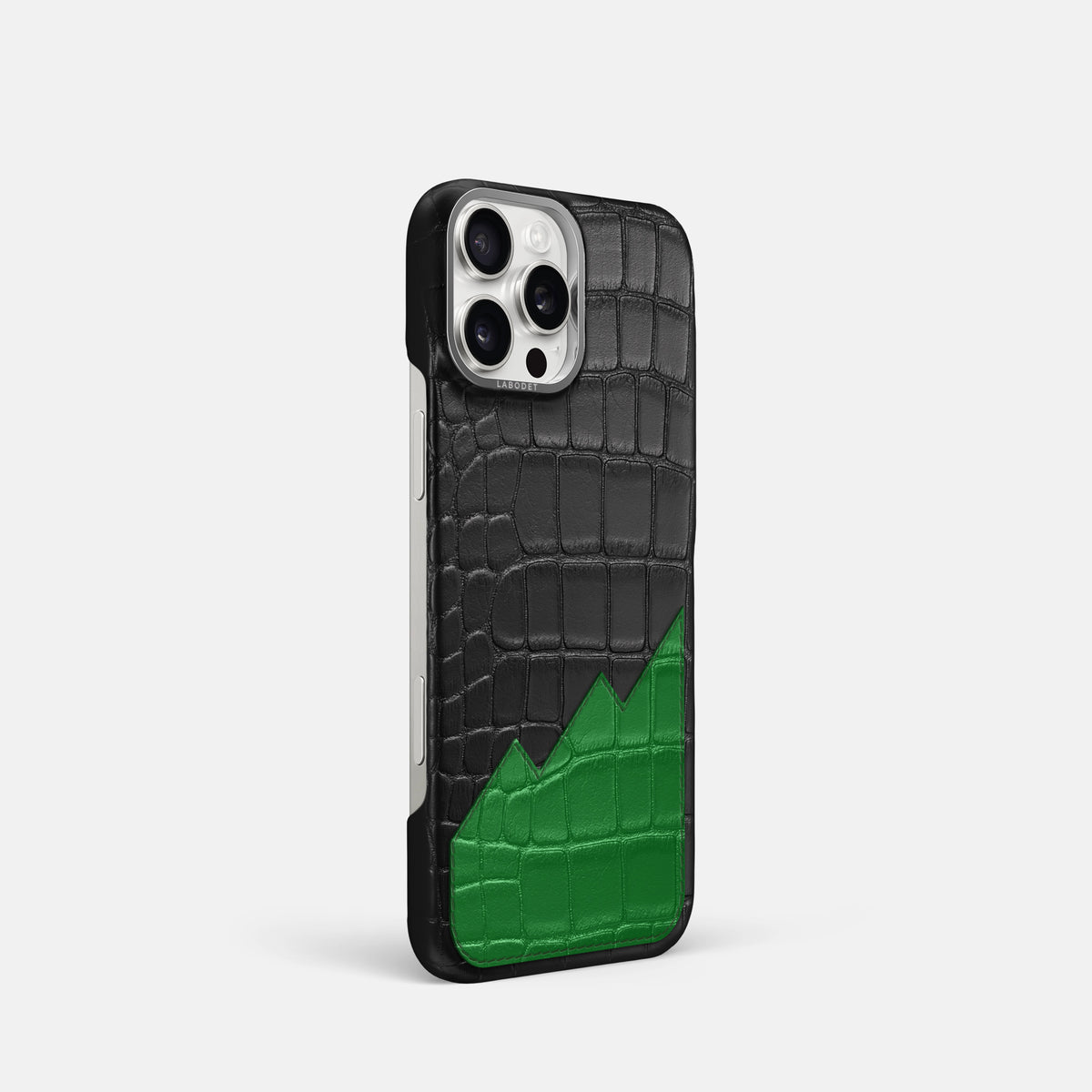 Classic Case With UpOnly For iPhone 16 Pro In Alligator -2 | Black-Steel