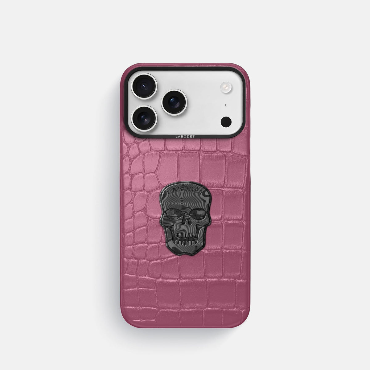 Classic Case With Carbon Skull For iPhone 18 Pro In Alligator -1 | Pink-Lagoon-Black