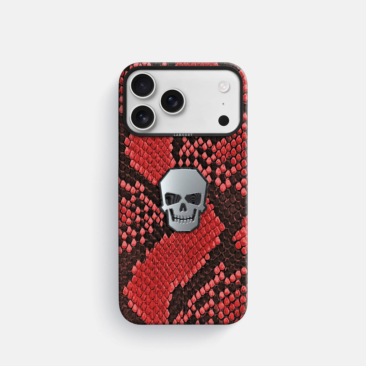 Classic Case With Titanium Skull For iPhone 18 Pro In Deluxe Python -1 | Red-Black
