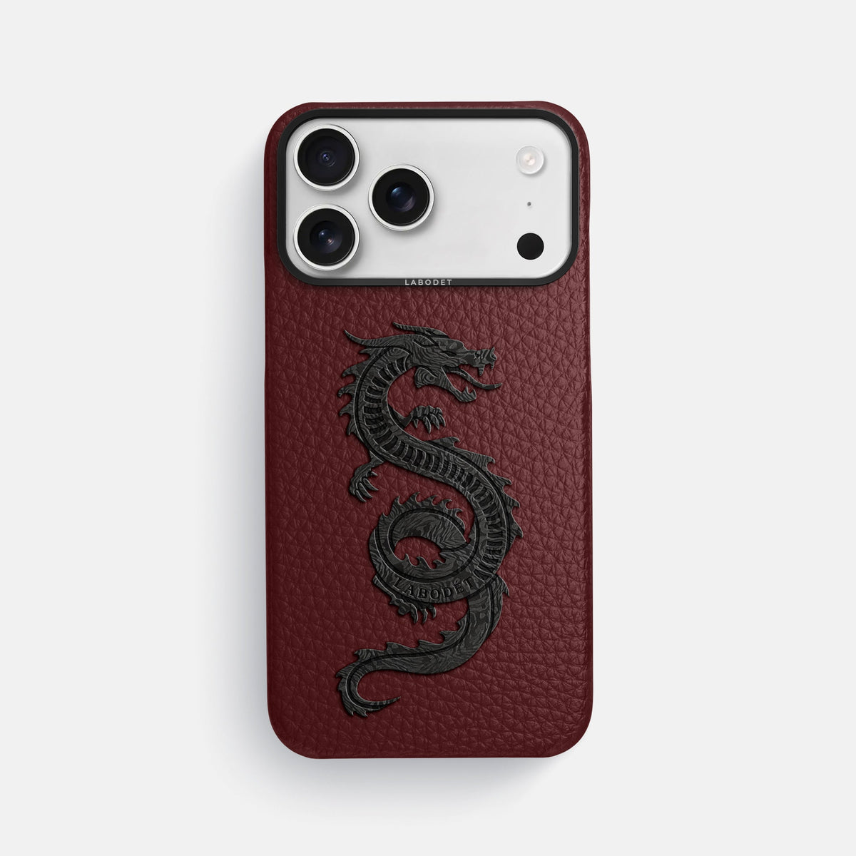 Classic Case With Carbon Dragon For iPhone 18 Pro Max In Calf -1 | Bordeaux-Black