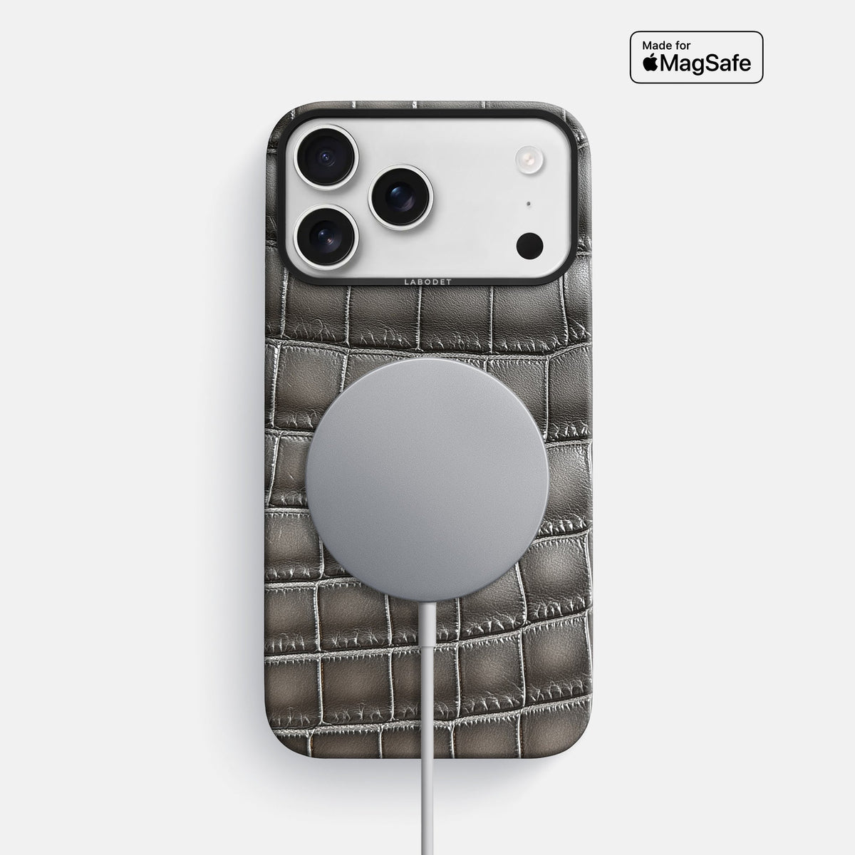 Classic Case For iPhone 18 Pro Max In Patina Alligator -5 | Grey-Black