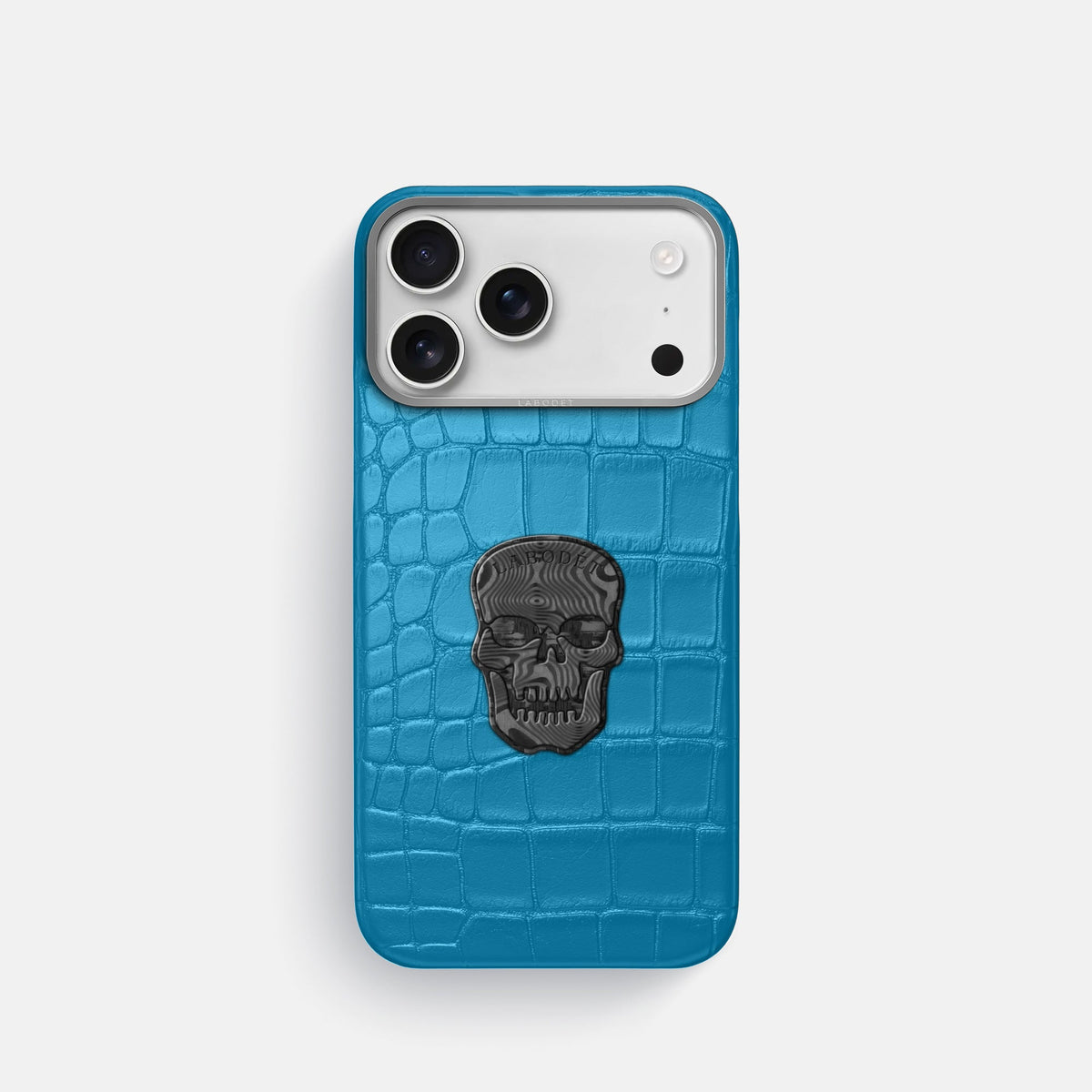 Classic Case With Carbon Skull For iPhone 18 Pro In Alligator -1 | Curaçao-Blue-Steel