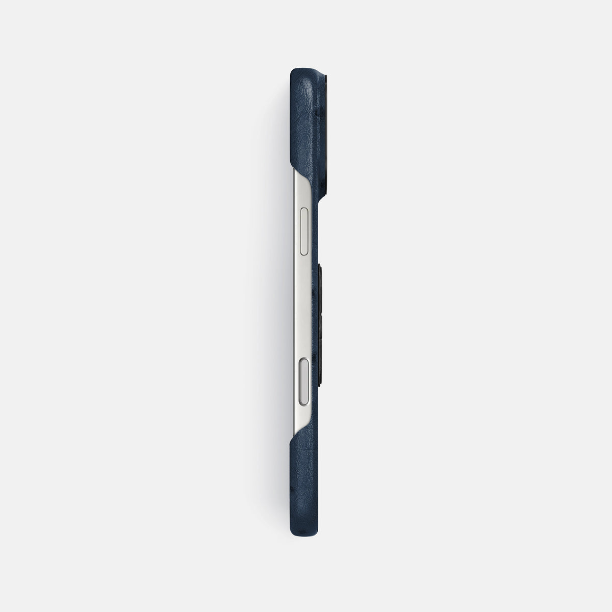 Classic Case With Carbon Skull For iPhone 17 Pro Max In Ostrich -3 | Navy-Blue-Black