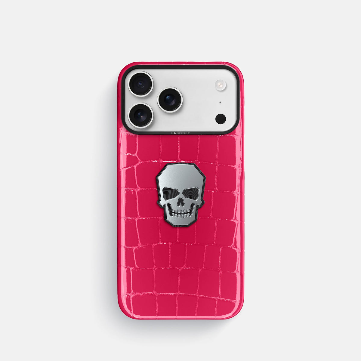 Classic Case With Titanium Skull For iPhone 18 Pro In Shiny Alligator -1 | Pink-Panther-Black