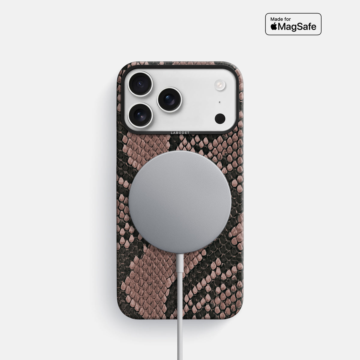 Classic Case For iPhone 17 Pro In Deluxe Python -5 | Mahogany-Brown-Black