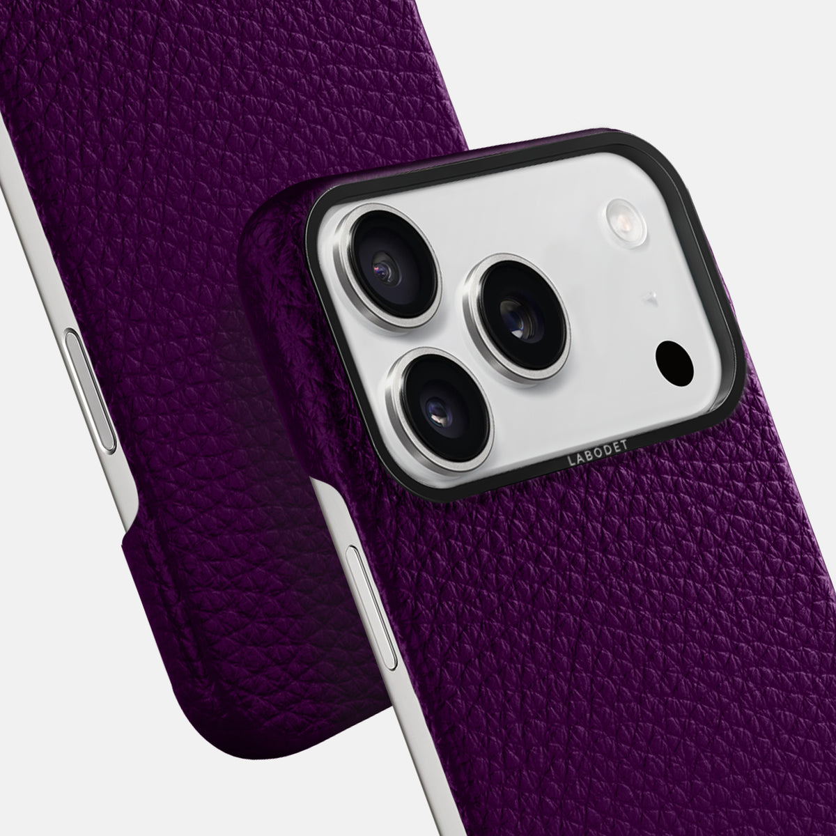 Classic Case For iPhone 17 Pro Max In Calf -6 | Violet-Black
