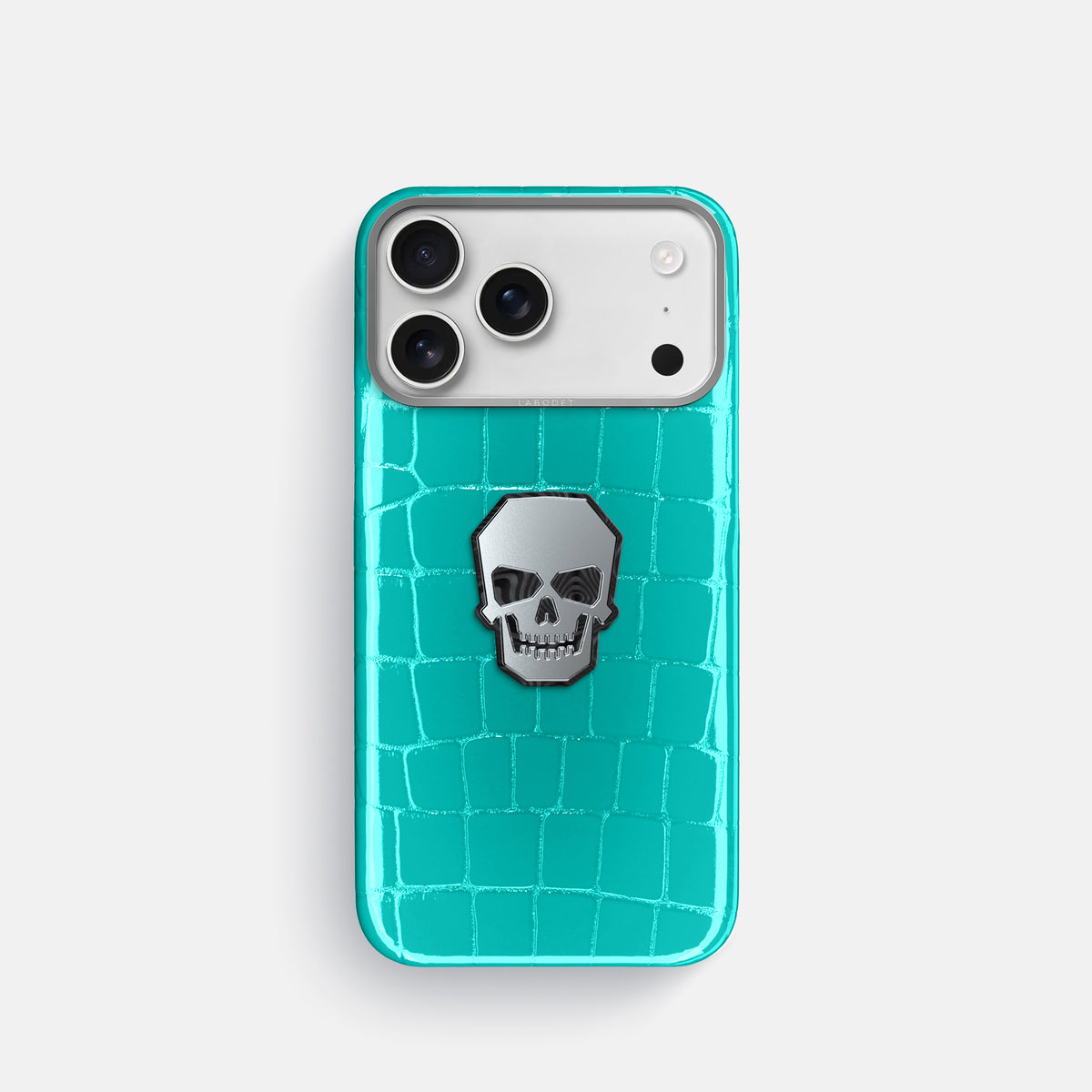 Classic Case With Titanium Skull For iPhone 17 Pro In Shiny Alligator -1 | Mint-Steel