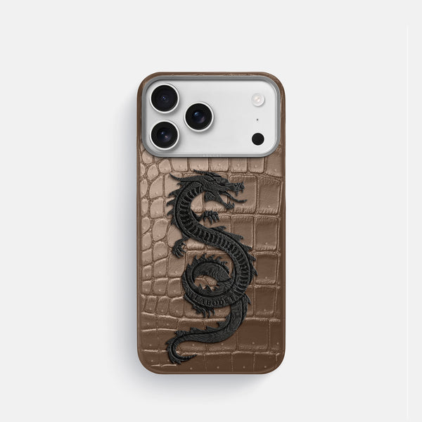 Classic Case With Carbon Dragon For iPhone 17 Pro In Porosus Crocodile