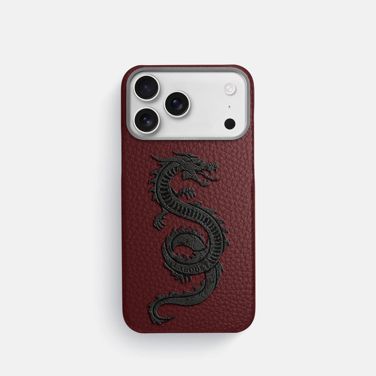 Classic Case With Carbon Dragon For iPhone 18 Pro In Calf -1 | Bordeaux-Steel