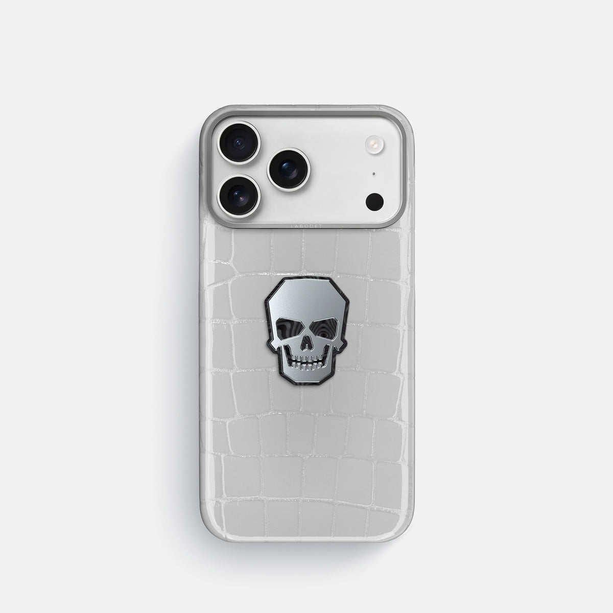 Classic Case With Titanium Skull For iPhone 17 Pro In Shiny Alligator -1 | White-Steel