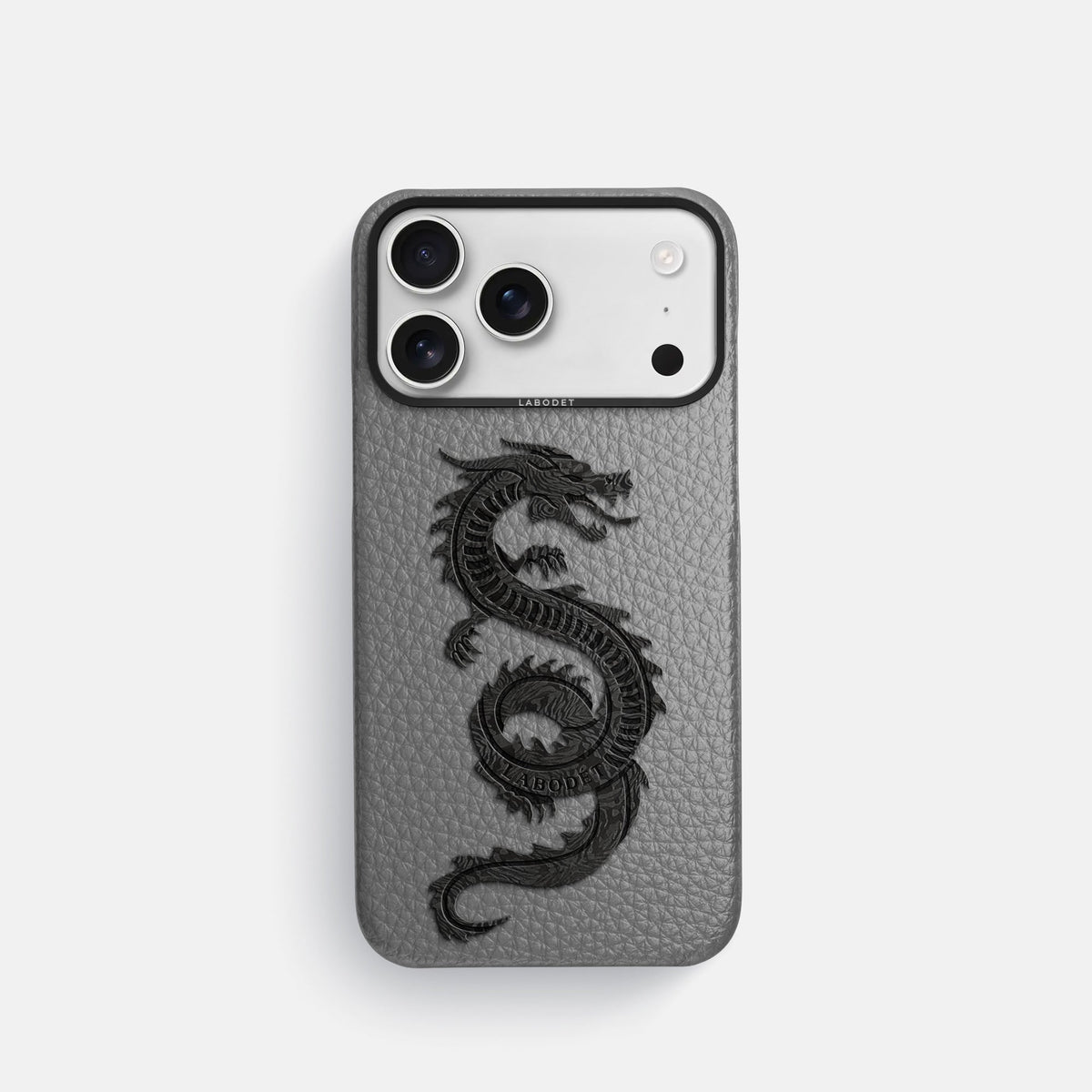 Classic Case With Carbon Dragon For iPhone 18 Pro In Calf -1 | Souris-Black