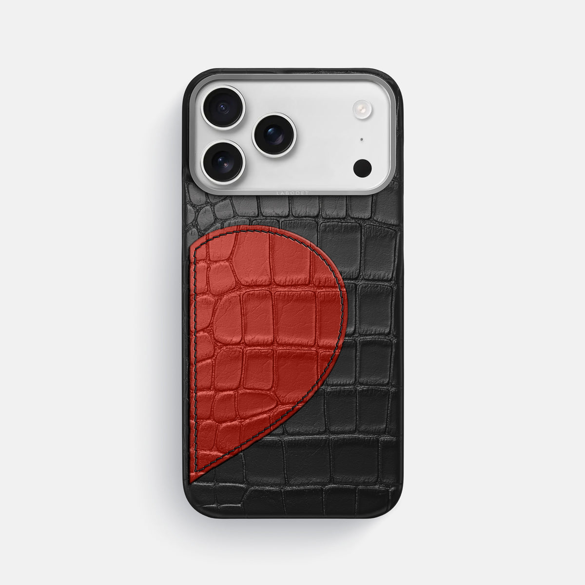 Classic Case With Half Heart - Right For iPhone 17 Pro Max In Alligator -1 | Black-Steel