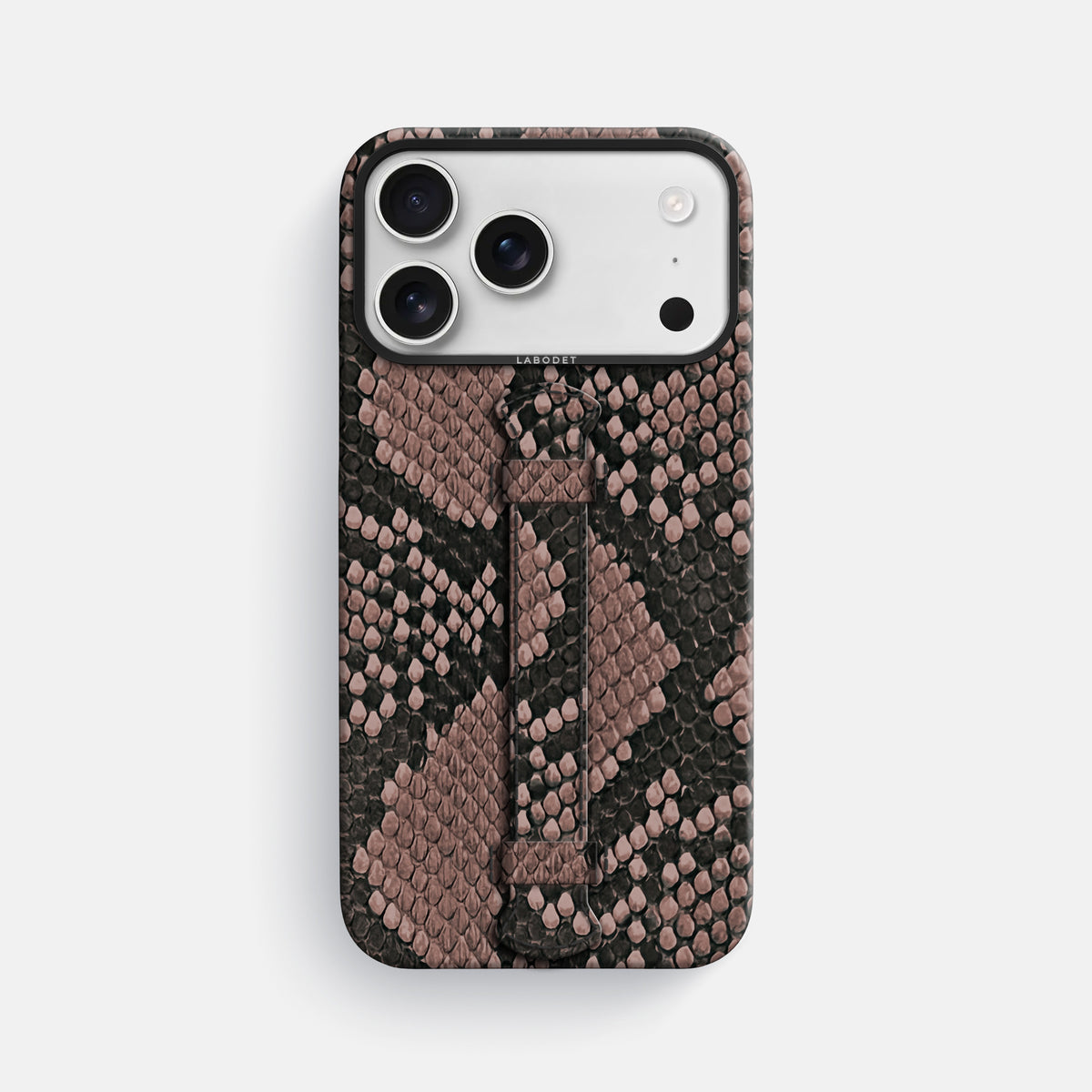Center Handle For iPhone 17 Pro Max In Deluxe Python -1 | Mahogany-Brown-Black
