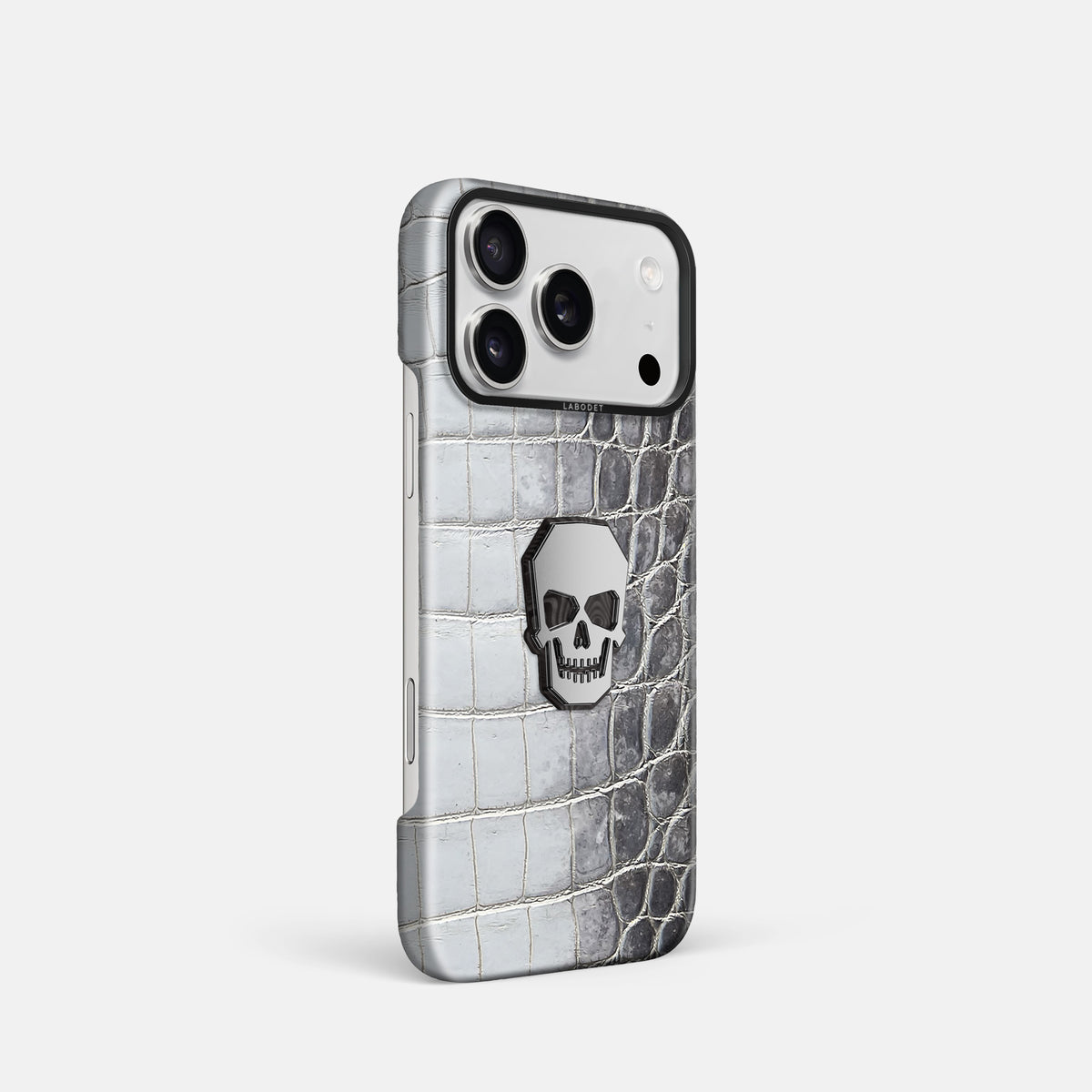 Classic Case With Titanium Skull For iPhone 17 Pro In Himalayan Crocodile -2 | Silver-Black
