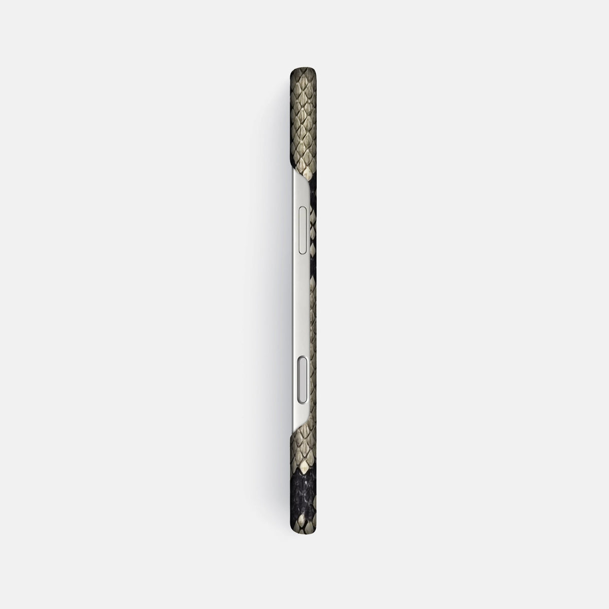 Slim Case For iPhone 18 Pro Max In Deluxe Python -3 | Savannah