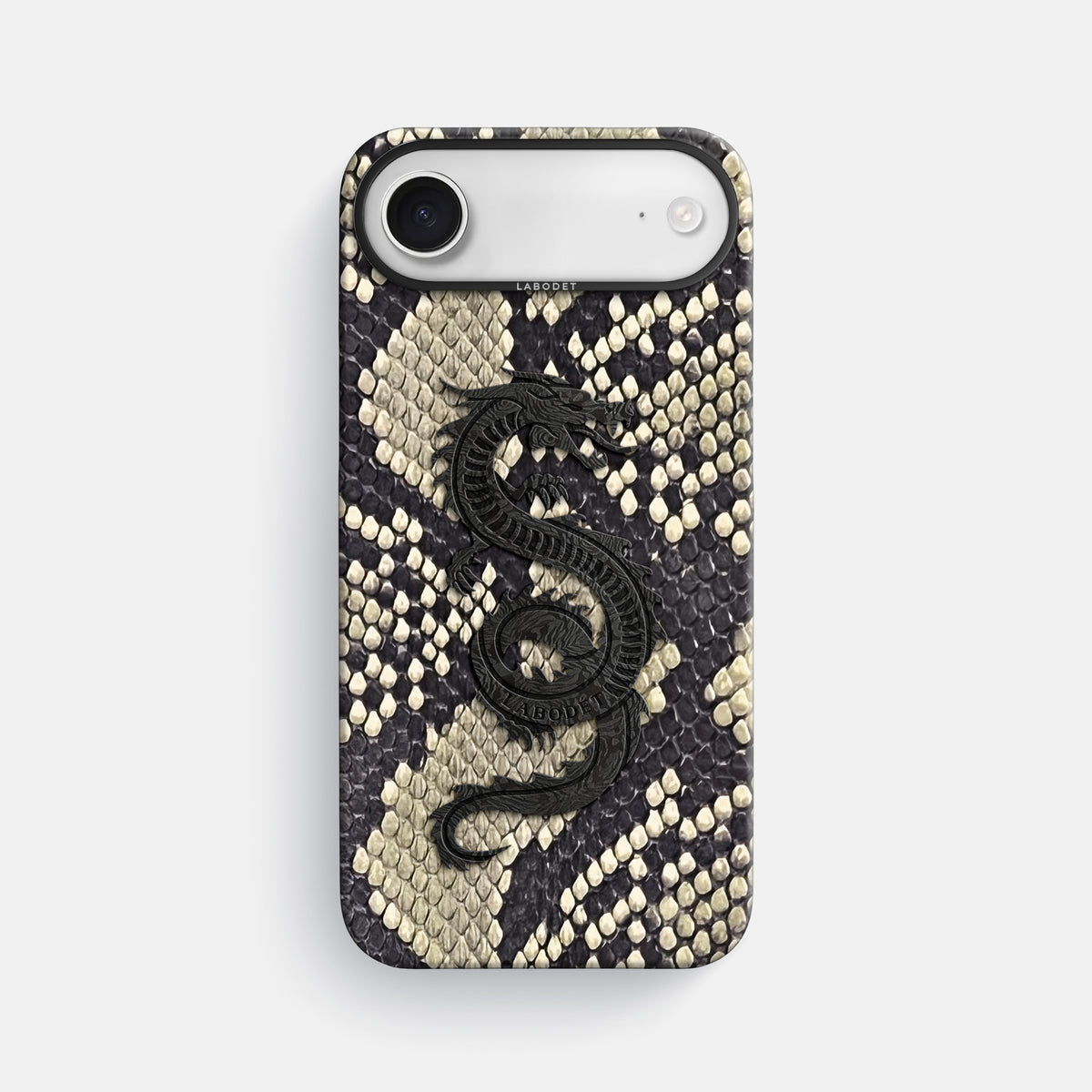 Classic Case With Carbon Dragon For iPhone 17 Air In Deluxe Python -1 | Savannah-Black