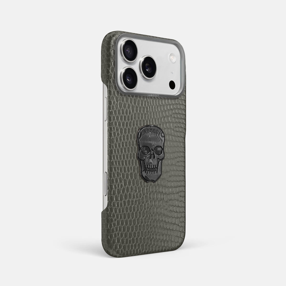 Classic Case With Carbon Skull For iPhone 17 Pro Max In Lizard -2 | Grey-Steel