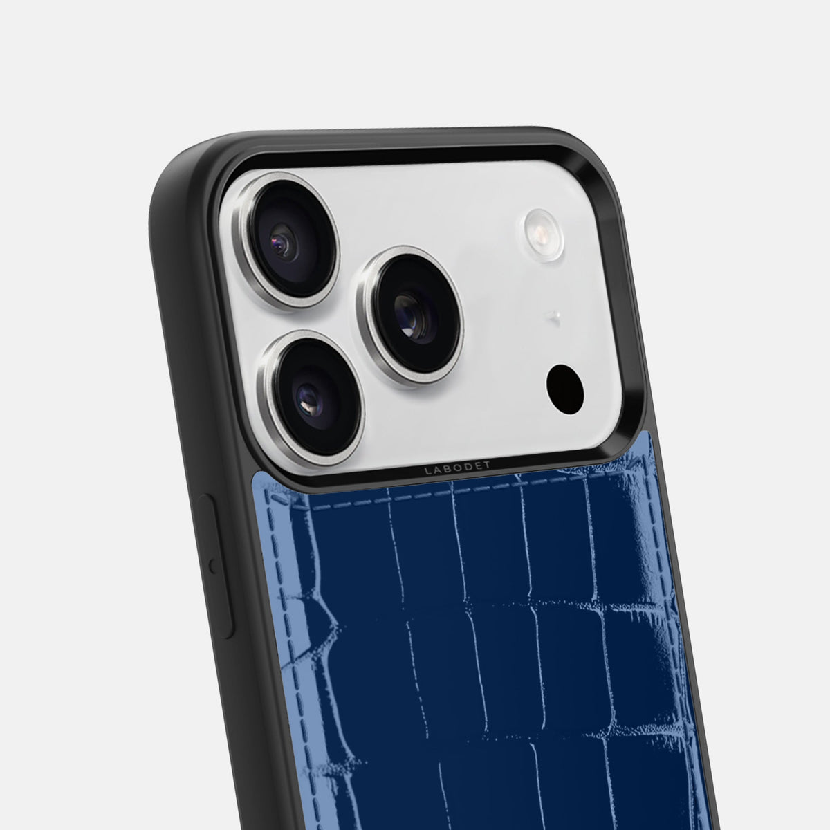 Sport Case For iPhone 18 Pro Max In Shiny Alligator -6 | Mediterranean