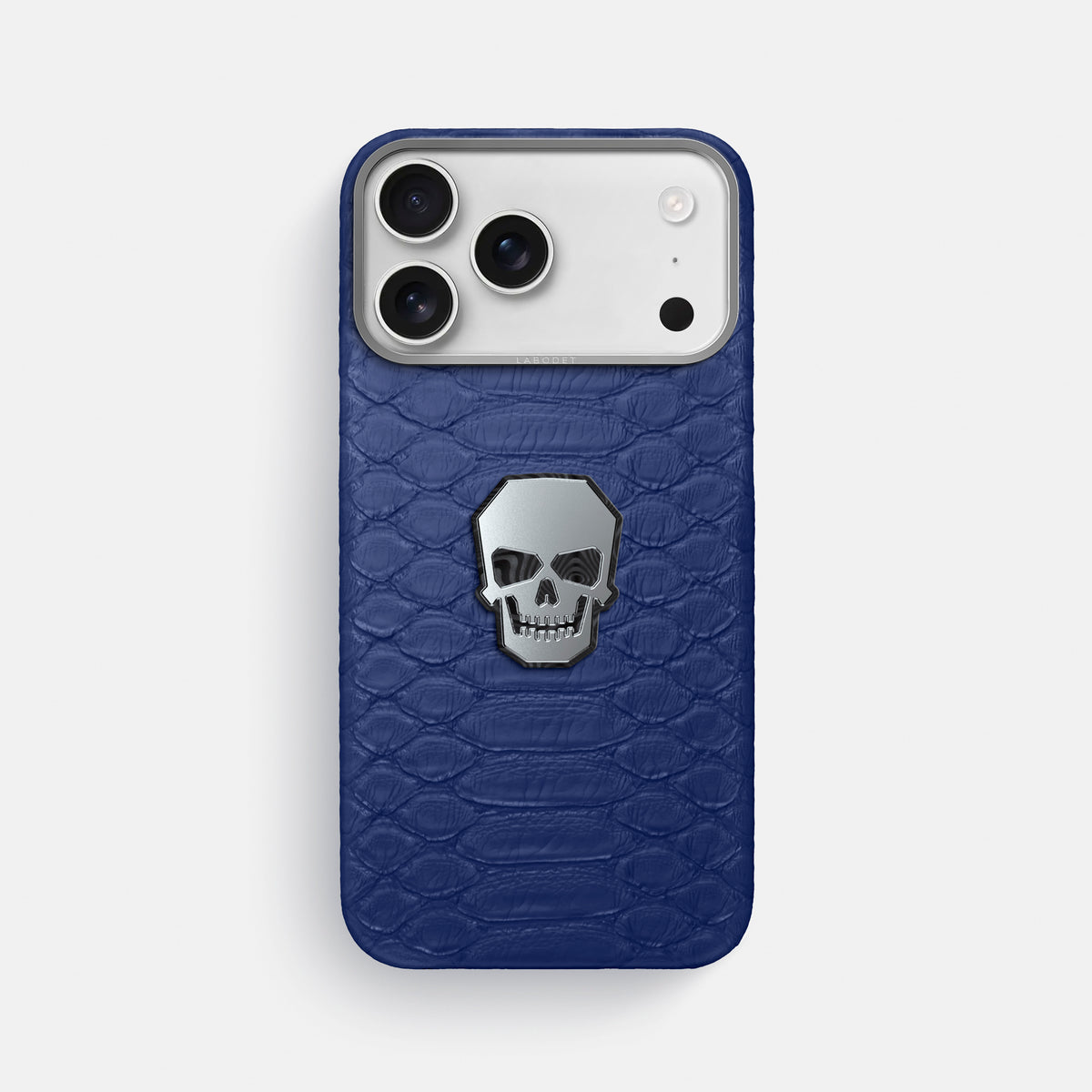 Classic Case With Titanium Skull For iPhone 17 Pro Max In Python -1 | Royal-Blue-Steel
