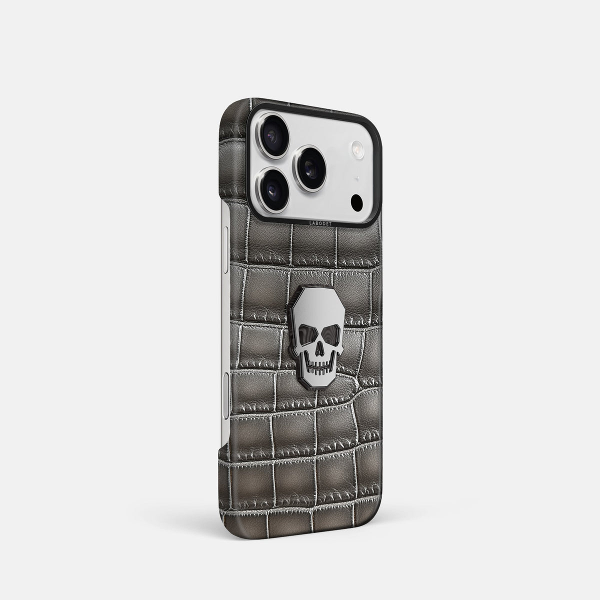 Classic Case With Titanium Skull For iPhone 18 Pro In Patina Alligator -2 | Grey-Black