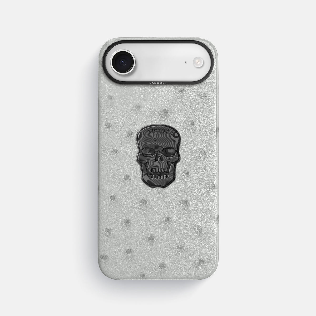 Classic Case With Carbon Skull For iPhone 17 Air In Ostrich -1 | White-Black